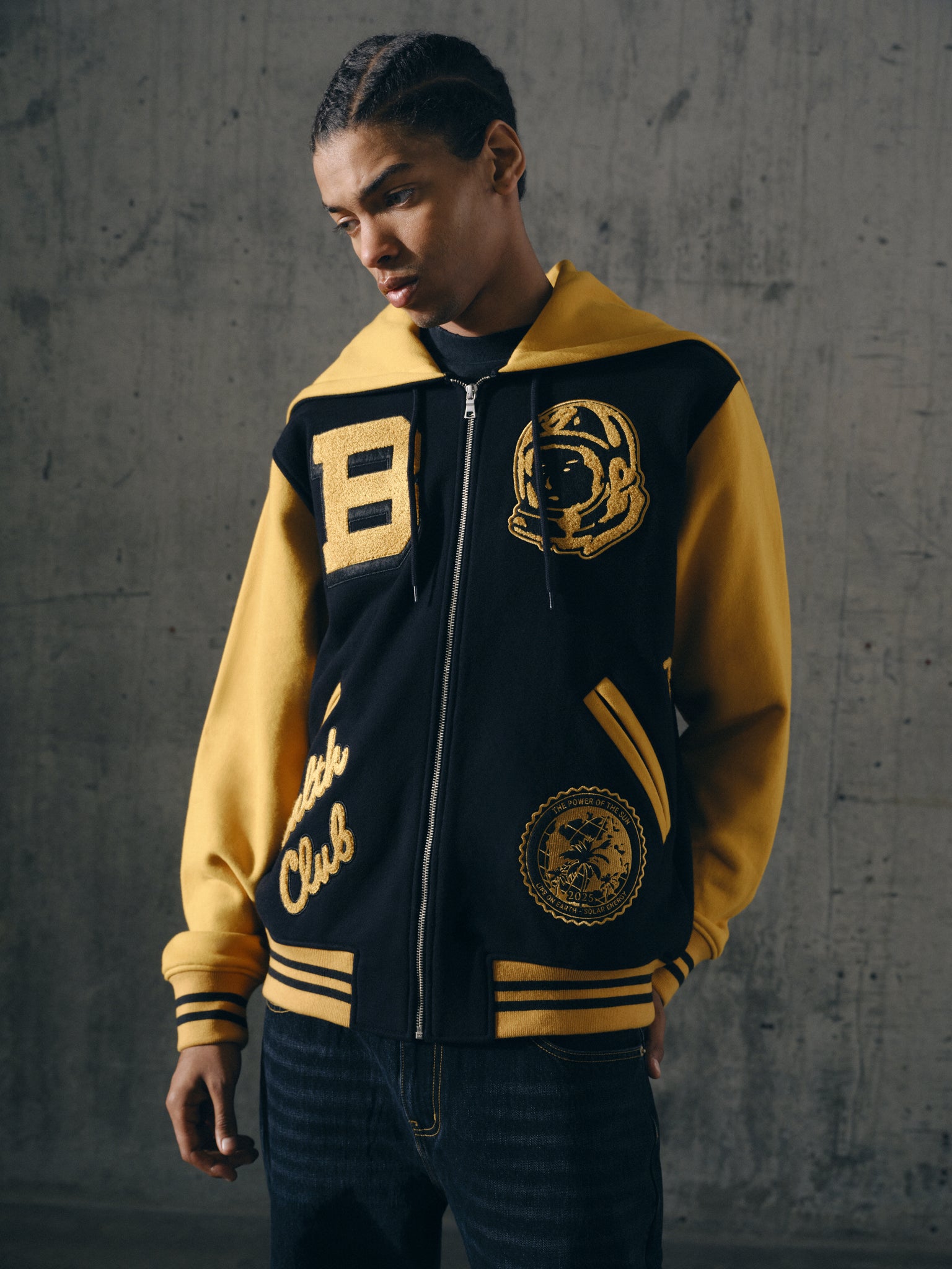 WORLD COLLEGE CHEERLEADER ZIP THROUGH HOOD - BLACK/YELLOW